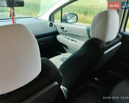 Сірий Пежо 5008, об'ємом двигуна 1.6 л та пробігом 210 тис. км за 7099 $, фото 2 на Automoto.ua