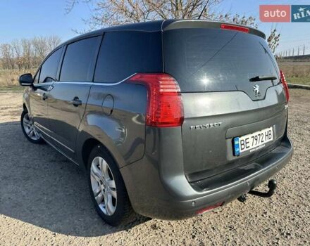 Сірий Пежо 5008, об'ємом двигуна 1.56 л та пробігом 265 тис. км за 7600 $, фото 4 на Automoto.ua