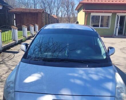 Серый Пежо 5008, объемом двигателя 1.6 л и пробегом 223 тыс. км за 7000 $, фото 2 на Automoto.ua