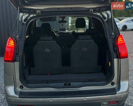 Серый Пежо 5008, объемом двигателя 1.56 л и пробегом 268 тыс. км за 7290 $, фото 16 на Automoto.ua