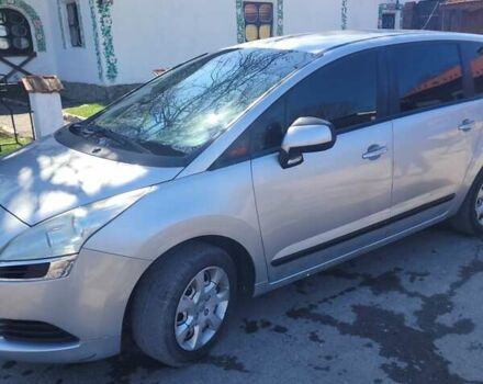 Серый Пежо 5008, объемом двигателя 1.6 л и пробегом 223 тыс. км за 7000 $, фото 3 на Automoto.ua