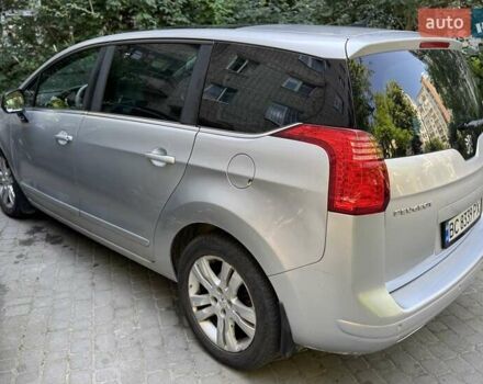 Сірий Пежо 5008, об'ємом двигуна 1.6 л та пробігом 202 тис. км за 7700 $, фото 3 на Automoto.ua