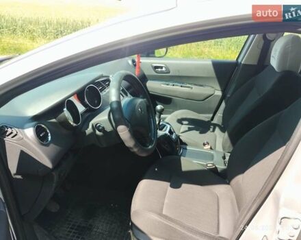 Сірий Пежо 5008, об'ємом двигуна 1.6 л та пробігом 210 тис. км за 7099 $, фото 8 на Automoto.ua