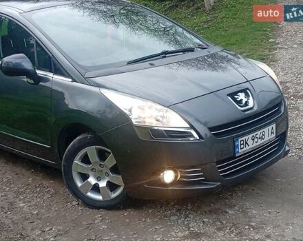 Серый Пежо 5008, объемом двигателя 1.6 л и пробегом 194 тыс. км за 7300 $, фото 3 на Automoto.ua