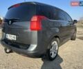 Сірий Пежо 5008, об'ємом двигуна 1.56 л та пробігом 265 тис. км за 7600 $, фото 2 на Automoto.ua