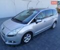 Серый Пежо 5008, объемом двигателя 2 л и пробегом 264 тыс. км за 9900 $, фото 4 на Automoto.ua