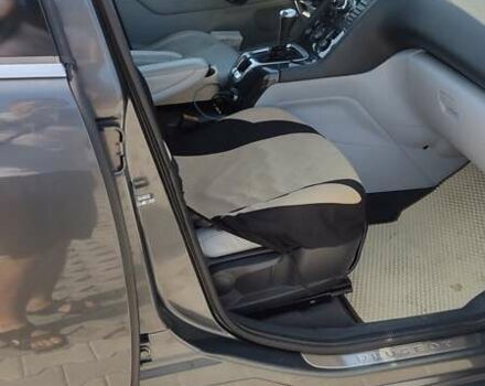 Серый Пежо 5008, объемом двигателя 1.56 л и пробегом 292 тыс. км за 7800 $, фото 27 на Automoto.ua