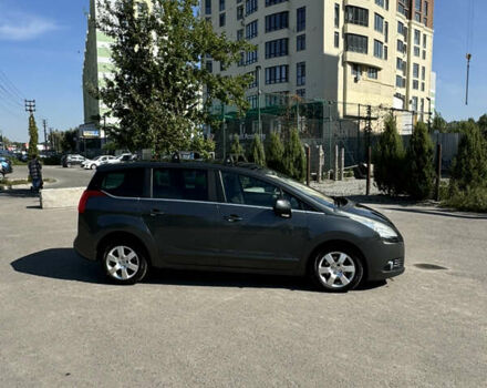 Серый Пежо 5008, объемом двигателя 1.6 л и пробегом 298 тыс. км за 7500 $, фото 8 на Automoto.ua