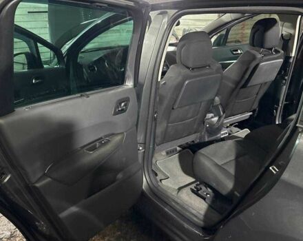 Сірий Пежо 5008, об'ємом двигуна 1.6 л та пробігом 179 тис. км за 6500 $, фото 17 на Automoto.ua
