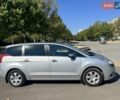 Серый Пежо 5008, объемом двигателя 2 л и пробегом 240 тыс. км за 9000 $, фото 5 на Automoto.ua