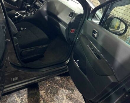 Сірий Пежо 5008, об'ємом двигуна 1.6 л та пробігом 179 тис. км за 6500 $, фото 22 на Automoto.ua