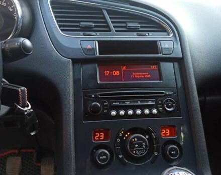 Сірий Пежо 5008, об'ємом двигуна 1.6 л та пробігом 212 тис. км за 7100 $, фото 17 на Automoto.ua