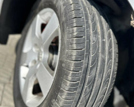 Серый Пежо 5008, объемом двигателя 1.56 л и пробегом 271 тыс. км за 6850 $, фото 42 на Automoto.ua