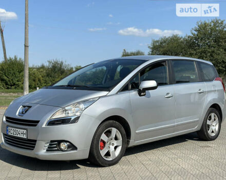 Серый Пежо 5008, объемом двигателя 1.56 л и пробегом 271 тыс. км за 6850 $, фото 2 на Automoto.ua