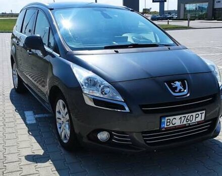 Серый Пежо 5008, объемом двигателя 1.56 л и пробегом 292 тыс. км за 7800 $, фото 1 на Automoto.ua