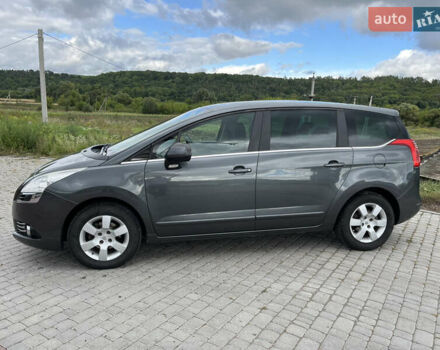 Сірий Пежо 5008, об'ємом двигуна 1.6 л та пробігом 283 тис. км за 7500 $, фото 2 на Automoto.ua