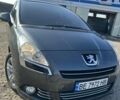 Сірий Пежо 5008, об'ємом двигуна 1.56 л та пробігом 265 тис. км за 7600 $, фото 3 на Automoto.ua