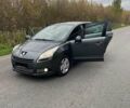 Сірий Пежо 5008, об'ємом двигуна 1.56 л та пробігом 235 тис. км за 7800 $, фото 1 на Automoto.ua