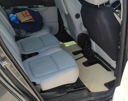 Серый Пежо 5008, объемом двигателя 1.56 л и пробегом 292 тыс. км за 7800 $, фото 34 на Automoto.ua