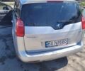 Серый Пежо 5008, объемом двигателя 1.6 л и пробегом 223 тыс. км за 7000 $, фото 7 на Automoto.ua