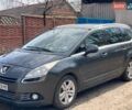 Сірий Пежо 5008, об'ємом двигуна 1.6 л та пробігом 294 тис. км за 7600 $, фото 4 на Automoto.ua