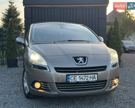 Серый Пежо 5008, объемом двигателя 1.56 л и пробегом 268 тыс. км за 7290 $, фото 1 на Automoto.ua