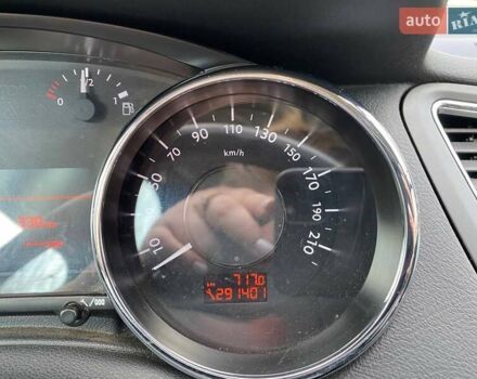 Сірий Пежо 5008, об'ємом двигуна 1.6 л та пробігом 294 тис. км за 7600 $, фото 9 на Automoto.ua