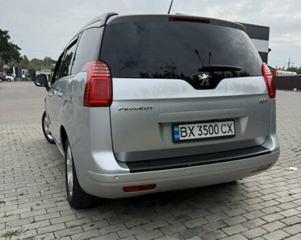 Серый Пежо 5008, объемом двигателя 2 л и пробегом 306 тыс. км за 8800 $, фото 3 на Automoto.ua