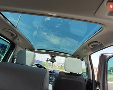 Серый Пежо 5008, объемом двигателя 1.56 л и пробегом 292 тыс. км за 7800 $, фото 40 на Automoto.ua