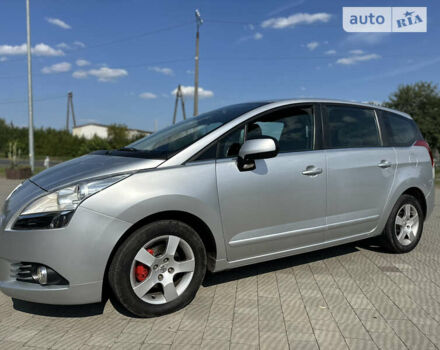 Серый Пежо 5008, объемом двигателя 1.56 л и пробегом 271 тыс. км за 6850 $, фото 4 на Automoto.ua