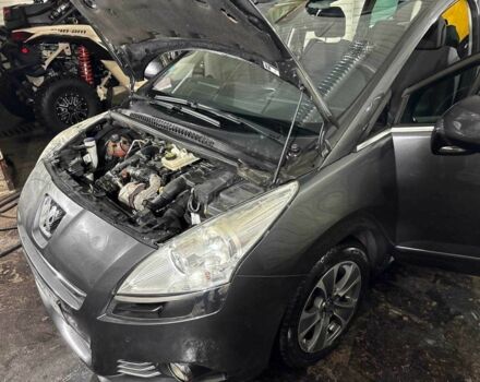 Сірий Пежо 5008, об'ємом двигуна 1.6 л та пробігом 179 тис. км за 6500 $, фото 14 на Automoto.ua