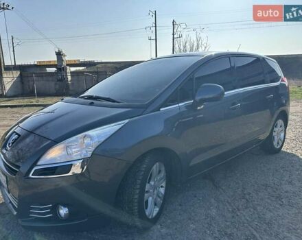 Сірий Пежо 5008, об'ємом двигуна 1.56 л та пробігом 265 тис. км за 7600 $, фото 6 на Automoto.ua