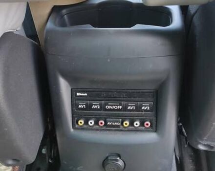 Серый Пежо 5008, объемом двигателя 1.56 л и пробегом 292 тыс. км за 7800 $, фото 32 на Automoto.ua