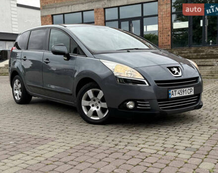 Сірий Пежо 5008, об'ємом двигуна 1.6 л та пробігом 249 тис. км за 6999 $, фото 8 на Automoto.ua