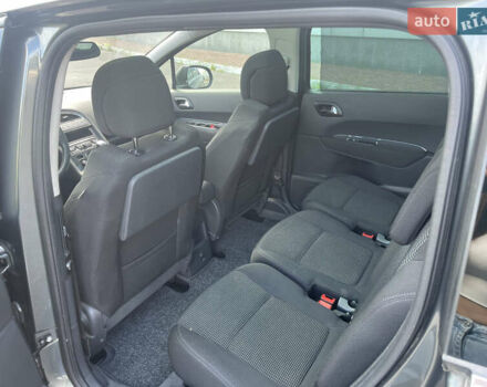 Сірий Пежо 5008, об'ємом двигуна 1.6 л та пробігом 220 тис. км за 8400 $, фото 14 на Automoto.ua