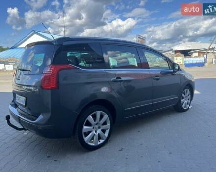 Серый Пежо 5008, объемом двигателя 2 л и пробегом 264 тыс. км за 9899 $, фото 5 на Automoto.ua