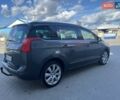 Серый Пежо 5008, объемом двигателя 2 л и пробегом 264 тыс. км за 9899 $, фото 5 на Automoto.ua