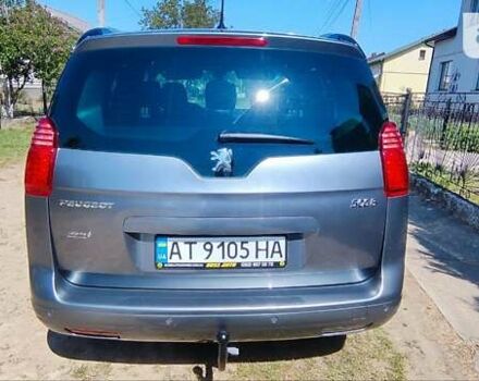 Серый Пежо 5008, объемом двигателя 1.6 л и пробегом 245 тыс. км за 7600 $, фото 4 на Automoto.ua