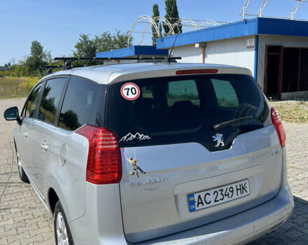 Сірий Пежо 5008, об'ємом двигуна 1.56 л та пробігом 302 тис. км за 6900 $, фото 6 на Automoto.ua