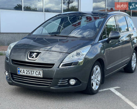 Сірий Пежо 5008, об'ємом двигуна 1.6 л та пробігом 220 тис. км за 8400 $, фото 11 на Automoto.ua