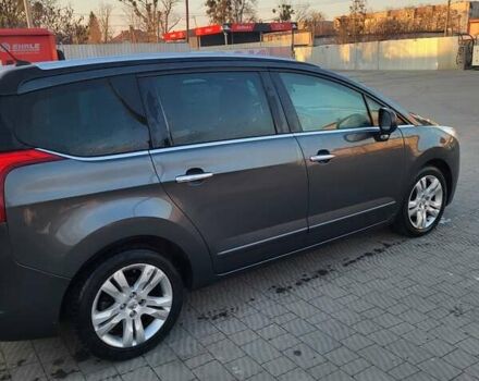 Сірий Пежо 5008, об'ємом двигуна 1.56 л та пробігом 275 тис. км за 7800 $, фото 7 на Automoto.ua