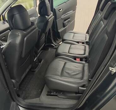 Сірий Пежо 5008, об'ємом двигуна 1.56 л та пробігом 298 тис. км за 10000 $, фото 18 на Automoto.ua