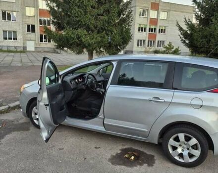 Серый Пежо 5008, объемом двигателя 1.56 л и пробегом 194 тыс. км за 7850 $, фото 6 на Automoto.ua