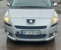 Сірий Пежо 5008, об'ємом двигуна 1.56 л та пробігом 221 тис. км за 8400 $, фото 1 на Automoto.ua