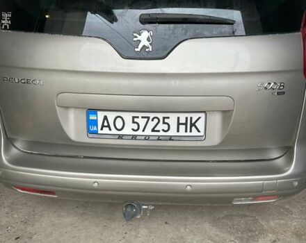 Серый Пежо 5008, объемом двигателя 0 л и пробегом 219 тыс. км за 8550 $, фото 10 на Automoto.ua
