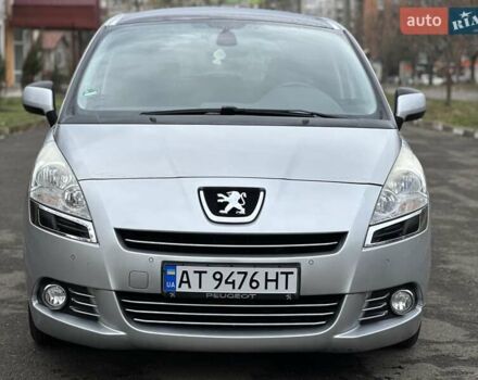 Сірий Пежо 5008, об'ємом двигуна 1.6 л та пробігом 213 тис. км за 6650 $, фото 1 на Automoto.ua