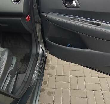 Сірий Пежо 5008, об'ємом двигуна 1.56 л та пробігом 298 тис. км за 10000 $, фото 12 на Automoto.ua