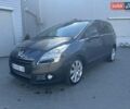 Серый Пежо 5008, объемом двигателя 2 л и пробегом 264 тыс. км за 9899 $, фото 2 на Automoto.ua