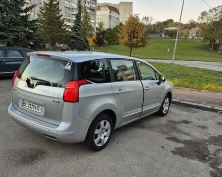 Серый Пежо 5008, объемом двигателя 1.56 л и пробегом 194 тыс. км за 7850 $, фото 9 на Automoto.ua