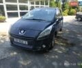 Серый Пежо 5008, объемом двигателя 1.6 л и пробегом 230 тыс. км за 7900 $, фото 1 на Automoto.ua